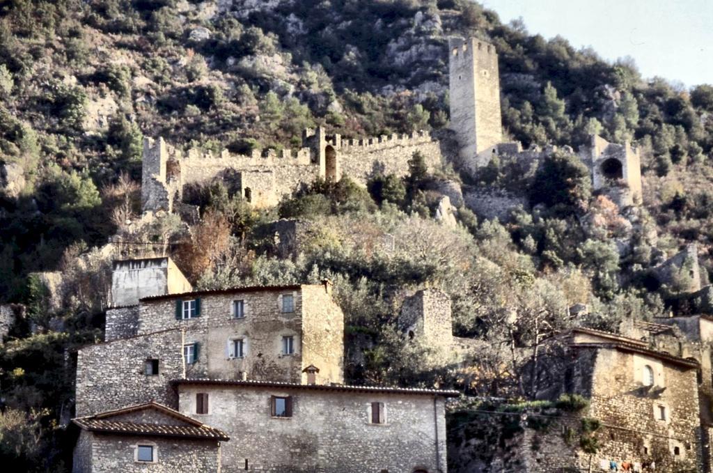 Гостьовий будинок Casale Le Due Querce Ferentillo Екстер'єр фото